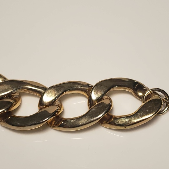 14th and Union Thick Gold Bracelet - Picture 4 of 4